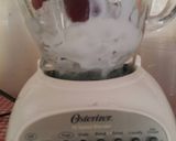 Foto del paso 2 de la receta: Smoothie de fresa bajo en calorías