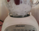 Foto del paso 2 de la receta: Smoothie de fresa bajo en calorías