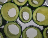 Foto del paso 2 de la receta: Calabacín relleno de atún