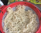 A picture of step 1 of Maggi Pakoras Katoris.