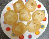 A picture of step 2 of Roadside Dahi Batata Puri.