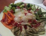 A picture of step 6 of Steamed vegetables with crispy Iberian ham.