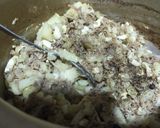 A picture of step 2 of 3 spice bread sandwich.