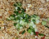 Foto langkah ke 4 dari resep Nasgor cakalang fufu.