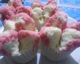 Foto langkah ke 4 dari resep Kue Kukus asal jadi.
