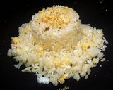 A picture of step 3 of Rice with Hard-Boiled Eggs and Cheese.