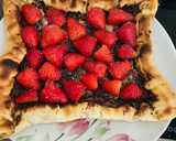 Foto del paso 4 de la receta: Pizza de nocilla con fresas y plátano