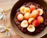 Hình bước làm 3 của món 🌱 Cháo Yến Mạch Ca Cao Topping Cherry Trắng (Vegan)