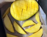 Une image de l'étape 2 de Mangue rôtie à l’air fryer.