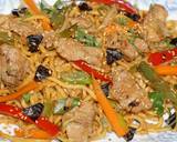 Foto del paso 8 de la receta YAKISOBA. FIDEOS FRITOS AL ESTILO JAPONS