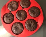 Une image de l'étape 3 de Moelleux au chocolat coeur fondant noisette.