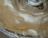Foto langkah ke 3 dari resep Butter cream untuk hiasan tart dll.