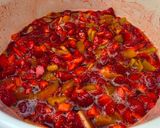 Bazsalikomos-rebarbarás szamócalekvár recept fázis 8 fotója