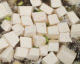 Foto langkah ke 1 dari resep Sup rumput laut.