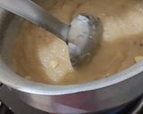 A picture of step 2 of Sooji Halwa seera.