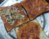 चीज़ ब्रेड पिज़्ज़ा (cheese bread pizza recipe in Hindi) रेसिपी चरण 1 फोटो