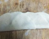 A picture of step 5 of Veg Momos.