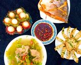 Hình bước làm 4 của món Cơm trưa 120kCanh dưa chua xương heoChả cá thì làCá chiên mặnChôm chôm