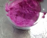 Foto langkah ke 5 dari resep Es krim buah naga lembut.