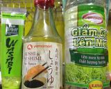 Hình bước làm 2 của món Sushi cá hồi