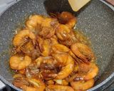 Foto langkah ke 3 dari resep Udang Saus Mentega.