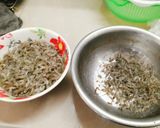 Hình bước làm 1 của món Gỏi bông điên điển tép đồng
