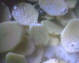 Foto del paso 2 de la receta: Cerdo a la mostaza con papas rotas