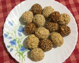 A picture of step 6 of Til Gud Ladoo.