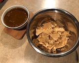 Foto del paso 2 de la receta: Chilaquiles de pasilla mole con chorizo