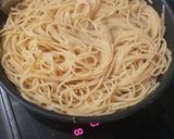 A picture of step 2 of Spaghetti cacio e pepe.
