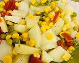 A picture of step 1 of Healthy Salad.