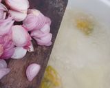 Foto langkah ke 3 dari resep Sayur Bening Daun Katuk.
