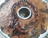 Foto langkah ke 7 dari resep Marmer cake Law thomas.