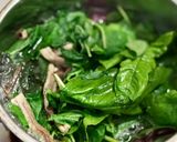 Hình bước làm 2 của món 🌱 Canh Rau Dền Nấu Nấm Lộc Nhung Khô