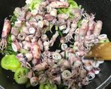 Foto langkah ke 9 dari resep Cumi Asin Cabai Hijau.