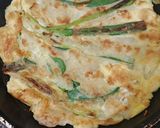 Foto langkah ke 2 dari resep [297] Pajeon (Pancake ala Korea).