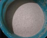 A picture of step 4 of रागी-सेजवान डोसा.