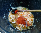 Tejfölös krumplileves recept fázis 2 fotója