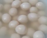 सफेद रसगुल्ला (Safed rasgulla recipe in hindi) रेसिपी चरण 8 फोटो
