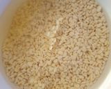 A picture of step 1 of Mash daal Dahi barey.