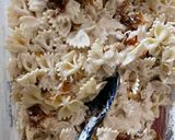 A picture of step 4 of French onion pasta salad.