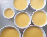 Foto langkah ke 5 dari resep Blueberry Crème Brulée.