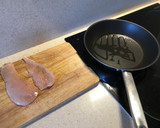Foto del paso 8 de la receta: Espaguetis con salsa de tomate casera, queso y pollo en plancha
