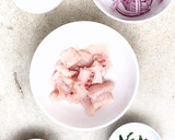 Foto del paso 1 de la receta: Ceviche de lubina, tomate y albahaca