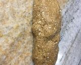 Foto del paso 3 de la receta: Cookies de avena y coco sin manteca con chips