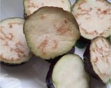 मसाला बैंगन भाजा (Masala baingan bhaja recipe in Hindi) रेसिपी चरण 2 फोटो