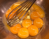 Foto del paso 11 de la receta: Tocinillo de cielo con aroma de naranja