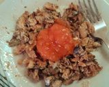 Foto del paso 9 de la receta Tostas de piquillo rellenas de sardinas con tomate