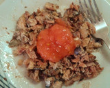 Foto del paso 9 de la receta: Tostas de piquillo rellenas de sardinas con tomate