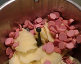 Foto del paso 3 de la receta: Tortilla de patatas, salchichas y puerro con thermomix
